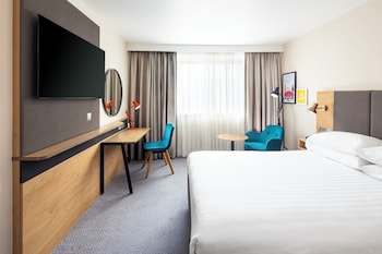 Standard Room, 1 Queen Bed