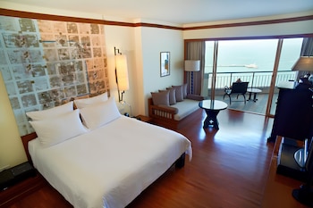 Classic Room, 1 King Bed, Ocean View