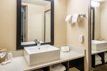 Deluxe Room, 2 Double Beds, Smoking