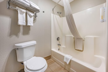 Room, 2 Queen Beds, Non Smoking