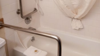 Room, 1 King Bed, Non Smoking (2 Star)