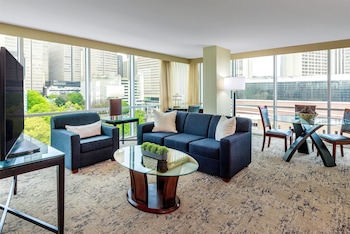 Executive Suite, 1 King Bed, Non Smoking