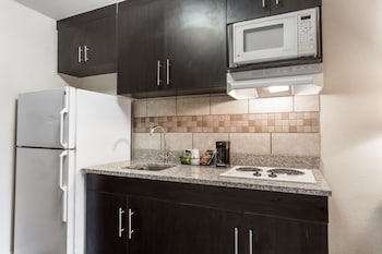Studio Suite, 2 Double Beds, Non Smoking