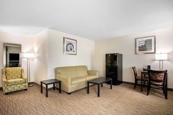 Suite, Multiple Beds, Non Smoking