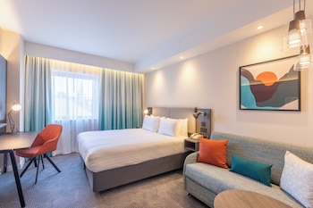 Premium Room, 1 Queen Bed with Sofa bed