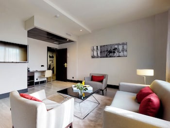 Superior Suite, 1 King Bed with Sofa bed