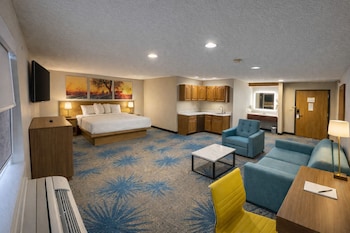 Suite, 1 King Bed, Non Smoking, Jetted Tub