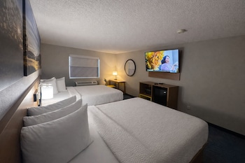 Standard Room, 2 Queen Beds