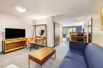 Suite, 2 Queen Beds