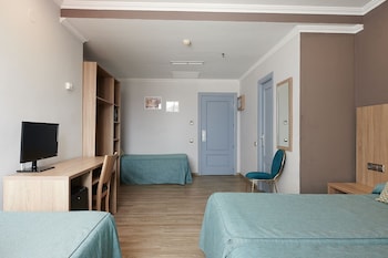 Double Room with 2 extra beds