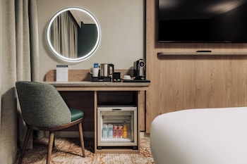 Privilege, Room