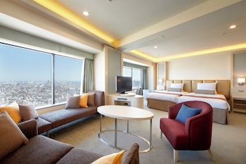 Superior Twin Room, Smoking, 35F (Extra bed(s) added for 3rd and/or 4th guest)