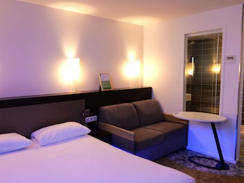 Standard Room, 1 Double Bed with Sofa bed