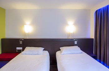 Standard Room, 2 Twin Beds
