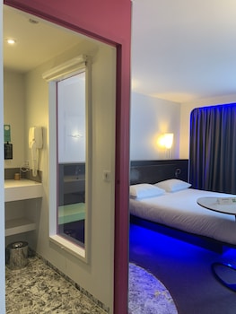 Standard Room, 1 Double Bed with Sofa bed