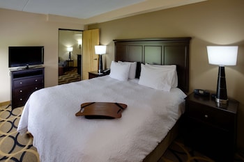 Deluxe, One King Bed