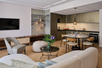Room, 1 Bedroom, City View (Residence)