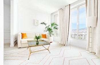 Suite, 1 Bedroom, Garden View