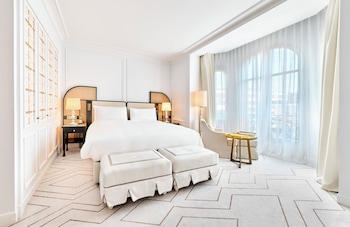 Suite, 1 Bedroom, Terrace, City View