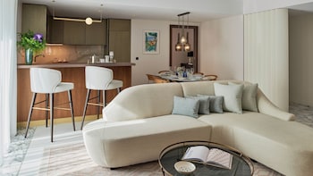 Room, 1 Bedroom, City View (Residence)