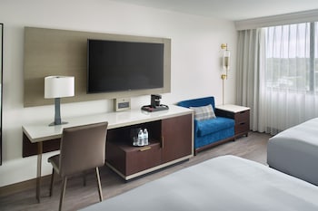 Room, Multiple Beds