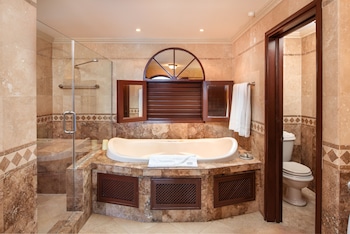 Suite, 1 Bedroom, Balcony, Ocean View, Plunge Pool