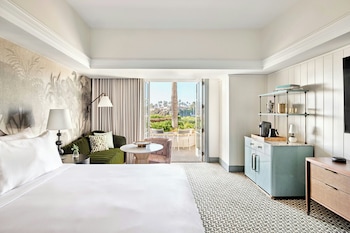 Room, 1 King Bed, Resort View (Patio)