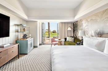Room, 1 King Bed, Resort View (Patio)
