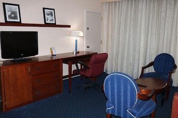 Standard Room, 1 Queen Bed, Accessible, Non Smoking