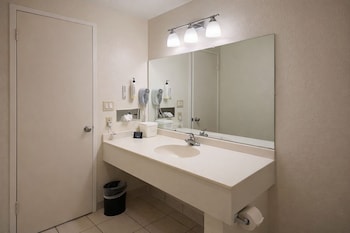 Standard Room, 2 Queen Beds
