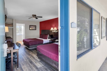 Standard Room, 2 Queen Beds