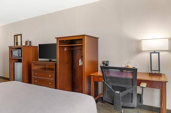 Room, 2 Queen Beds, Accessible, Non Smoking