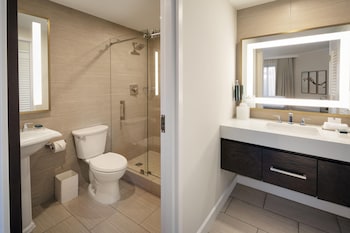 Premier Suite, 1 King Bed with Sofa bed, Balcony (Verdant Veranda)