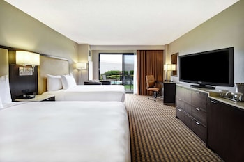 Room, 2 Queen Beds, Patio