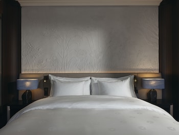 Signature Suite (Panorama)