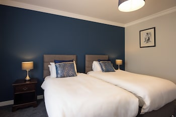 Classic Twin Room