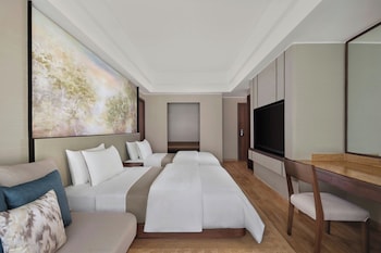 Premium Room, 2 Double Beds, Balcony