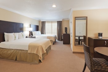 Standard Room, 2 Queen Beds