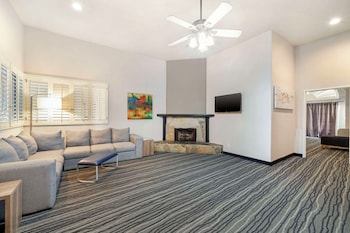 Suite, 1 King Bed, Non Smoking, Balcony