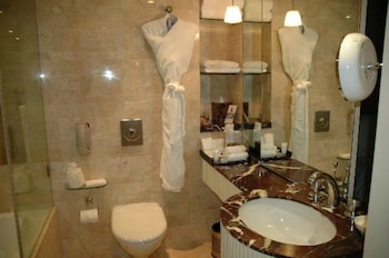 Royal Club Room