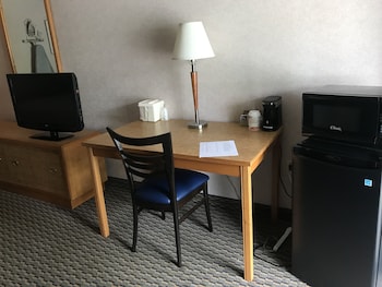Standard Room, 1 Queen Bed, Non Smoking