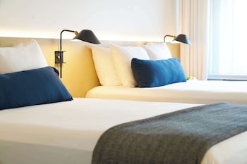 Standard Room, 2 Double Beds