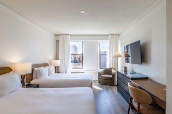 Standard Room, 2 Double Beds