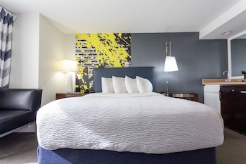 Standard Room, 1 Queen Bed, Non Smoking