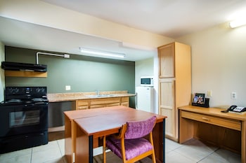 Room, 2 Double Beds, Smoking, Kitchen