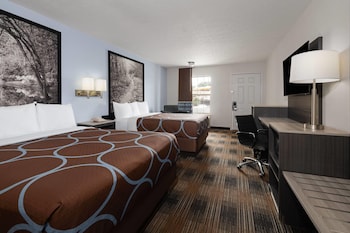 Standard Room, 2 Queen Beds, Smoking