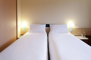 Standard Room, 2 Twin Beds