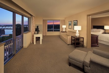 Club Suite, 2 Double Beds, River View