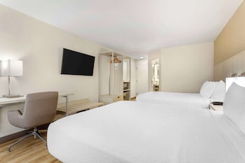 Standard Room, 2 Queen Beds, Non Smoking, Refrigerator & Microwave
