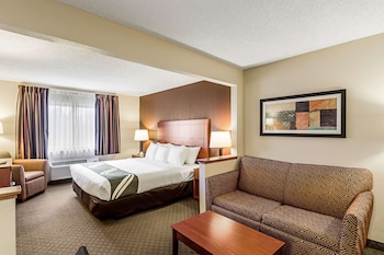 Suite, 1 Queen Bed with Sofa bed, Non Smoking